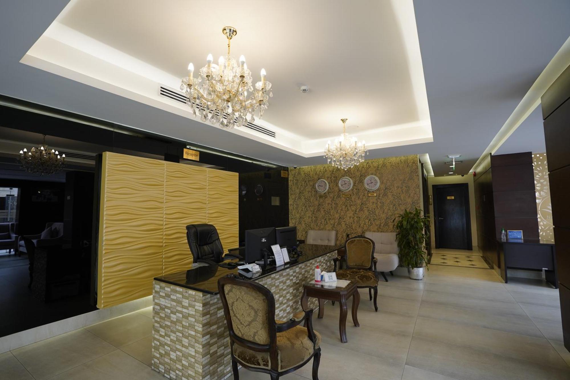 Naylover Hotel Suites Amman Exteriör bild