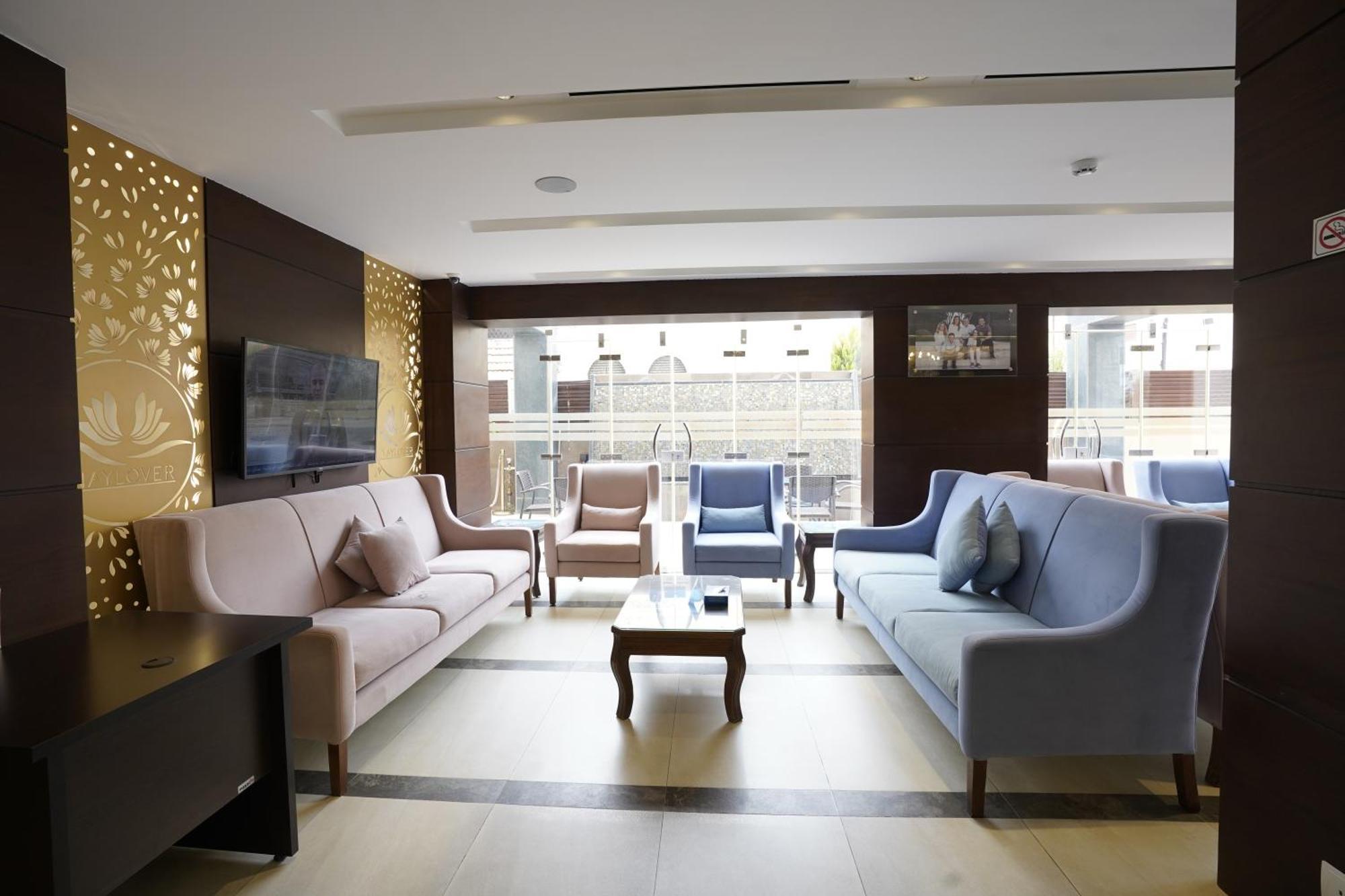 Naylover Hotel Suites Amman Exteriör bild