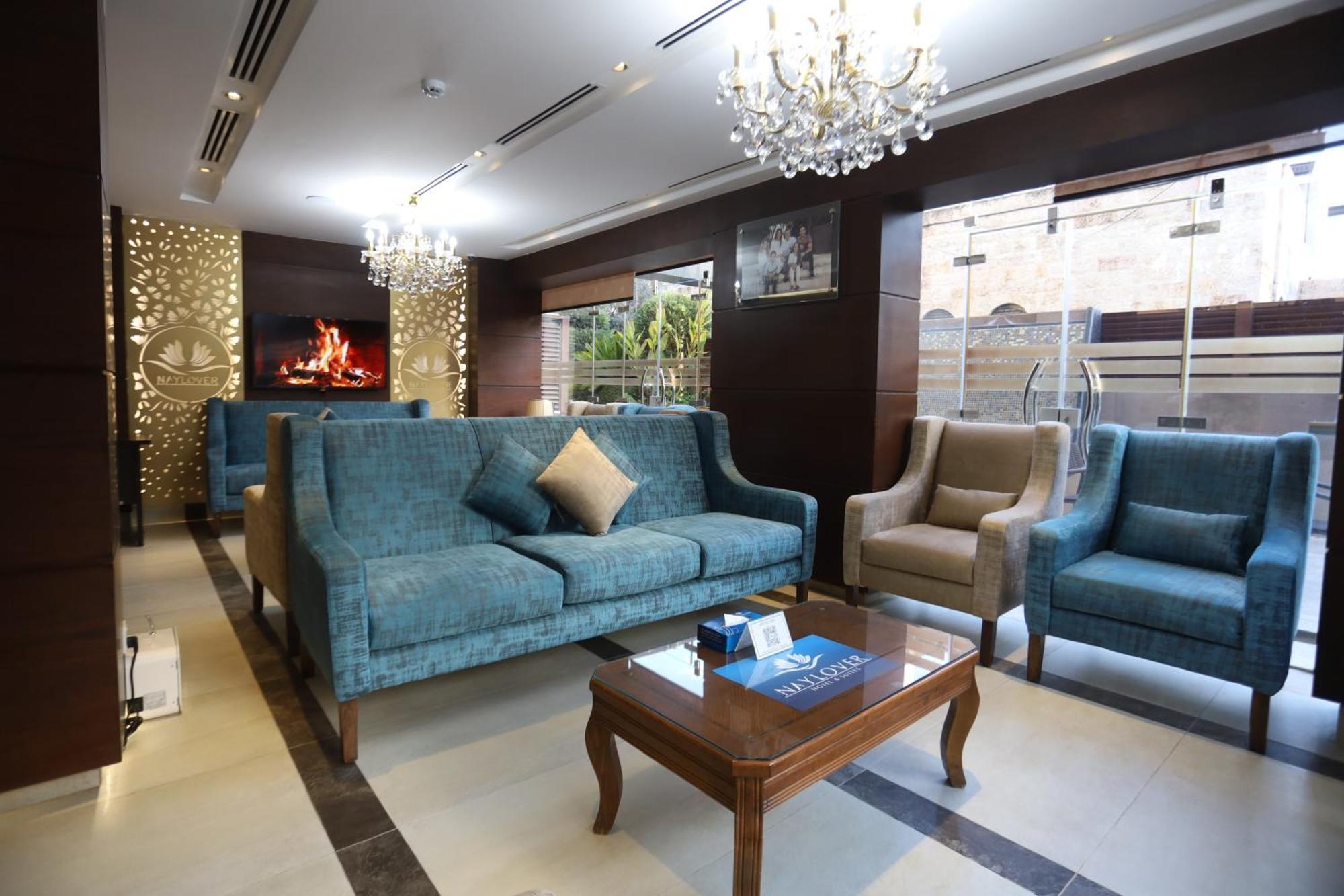 Naylover Hotel Suites Amman Exteriör bild